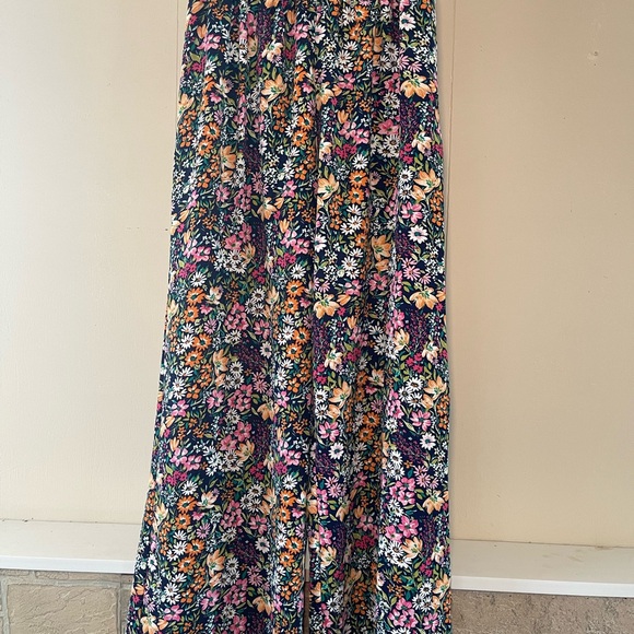 Dress pants - Picture 2 of 3